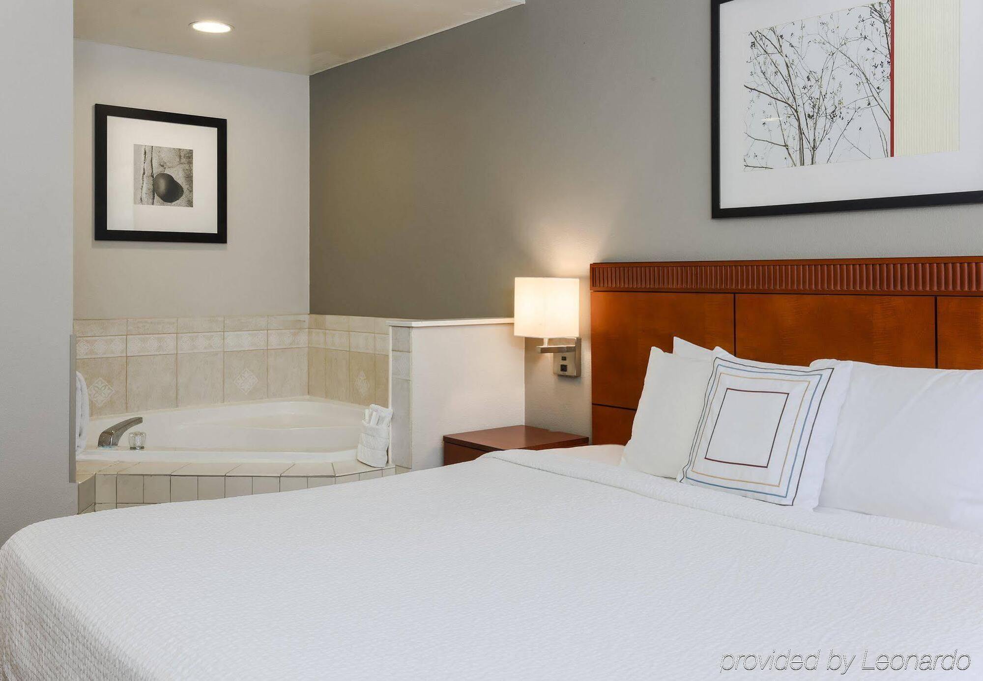 Courtyard Philadelphia/Langhorne Otel Dış mekan fotoğraf